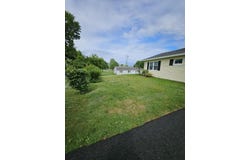 200 Davis Road, Bangor, ME 04401