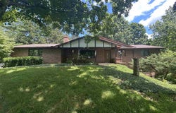 5954 State Route 97 Highway, Pleasant Plains, IL 62677