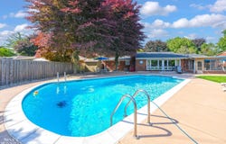 528 Hidden, Grosse Pointe Woods, MI 48236