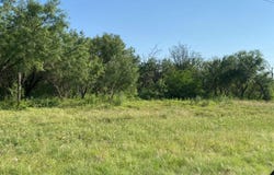 523 Kahn Dr, Rio Frio, TX 78879