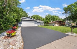 6502 Lancaster Lane N, Maple Grove, MN 55369