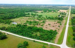 68 Hwy Pleasant Valley Road, Wellsville, KS 66092
