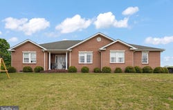 106 WATERVIEW Drive, CAPON BRIDGE, WV 26711