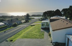 94033 DOYLE POINT RD, Gold Beach, OR 97444