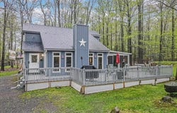 1073 Maple Drive, Pocono Lake, PA 18347