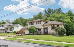 506 CAROL AVENUE, BLACKWOOD, NJ 08012