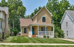 1334 E 13th Street, Des Moines, IA 50316