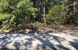 Howe Road, Eldon, MO 65026