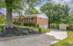 605 Lake Knoll Court, Erlanger, KY 41018