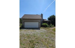 12005 Garfield Road, Florence, OH 44814