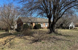 413 Montcrest Drive, Kernersville, NC 27284