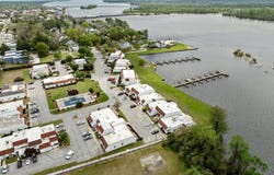 130 S Washington Harbour Avenue, Washington, NC 27889