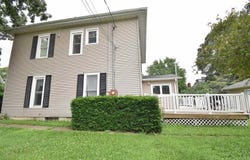 406 6th Ave. S.W., Independence, IA 50644