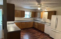 5798 State Highway Bb, Seymour, MO 65746