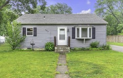 204 Oak Street, Crown Point, IN 46307