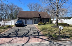 173 Sequoia Drive, Coram, NY 11727