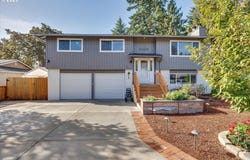 1460 CORNELL Ave, Gladstone, OR 97027