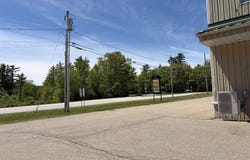 629 Calef Highway, Epping, NH 03042