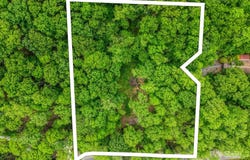 999 Bearwallow Mountain Road, Hendersonville, NC 28792