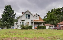 2600 Salu Street, Alton, IL 62002