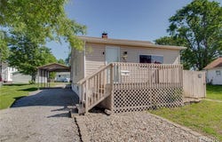 124 E 7th Street, Roxana, IL 62084