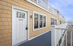 128 Ashworth Avenue, Hampton, NH 03842