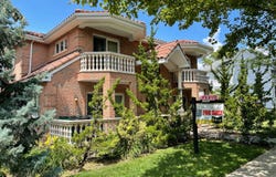 10-16 157th St, Whitestone, NY 11357