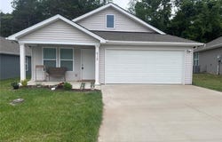 912 Osage Villa Court, Villa Ridge, MO 63089