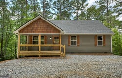 239 Francis, Ellijay, GA 30540