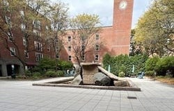 20 Hampton Ave, Northampton, MA 01060