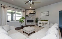 677 N Fox Hill Circle, Nixa, MO 65714
