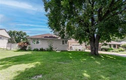 2808 34th Avenue NE, Saint Anthony, MN 55418