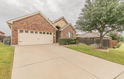 6810 Muirfield Drive, Arlington, TX 76001
