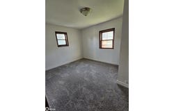 411 Spring Street, Grinnell, IA 50112