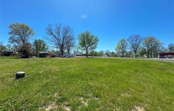 300 Freedom Drive, Hecker, IL 62248