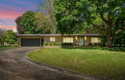 520 N West Street, Coloma, MI 49038