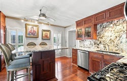 35 Mountain Street, Eureka Springs, AR 72632