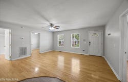 710 E Fir St, LaFollette, TN 37766