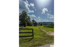6047 McGee Road, Burkesville, KY 42717