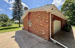 10976 Dewey Road, Munith, MI 49259