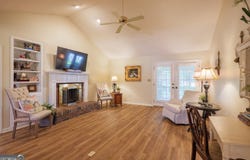 200 Jacqueline, Hahira, GA 31632