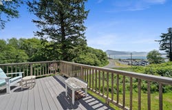 1980 SPYGLASS Ct, Tillamook, OR 97141