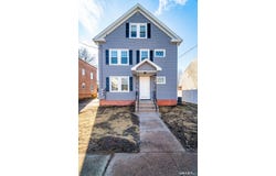 51 Wallace Row, Wallingford, CT 06492