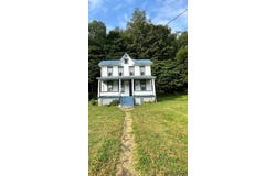 411 Tunnel Ave, Johnstown, PA 15905