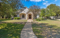 701 Highland Spring Ln, Georgetown, TX 78633