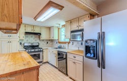 180 Urban Road, Hawley, PA 18428