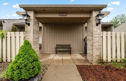 62340 Arlington Circle, South Lyon, MI 48178