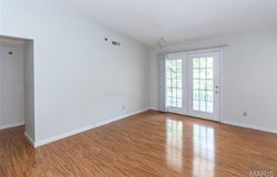 902 Hanna Place Court, Manchester, MO 63021