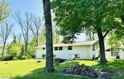 3081 Woodridge Road, Shelbyville, IN 46176