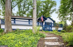 3324 LORCOM LANE, ARLINGTON, VA 22207